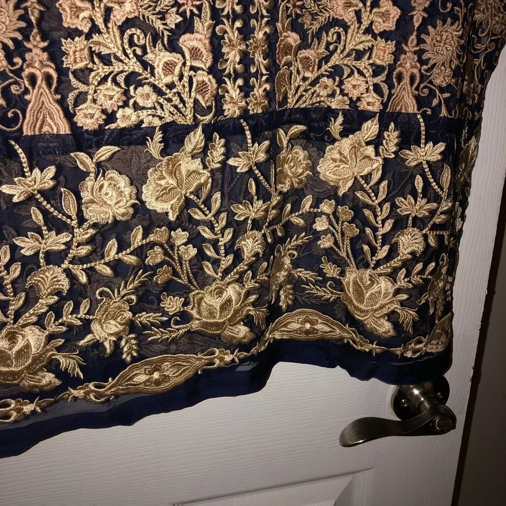 Agha Noor kurta new - Picture 3 of 10